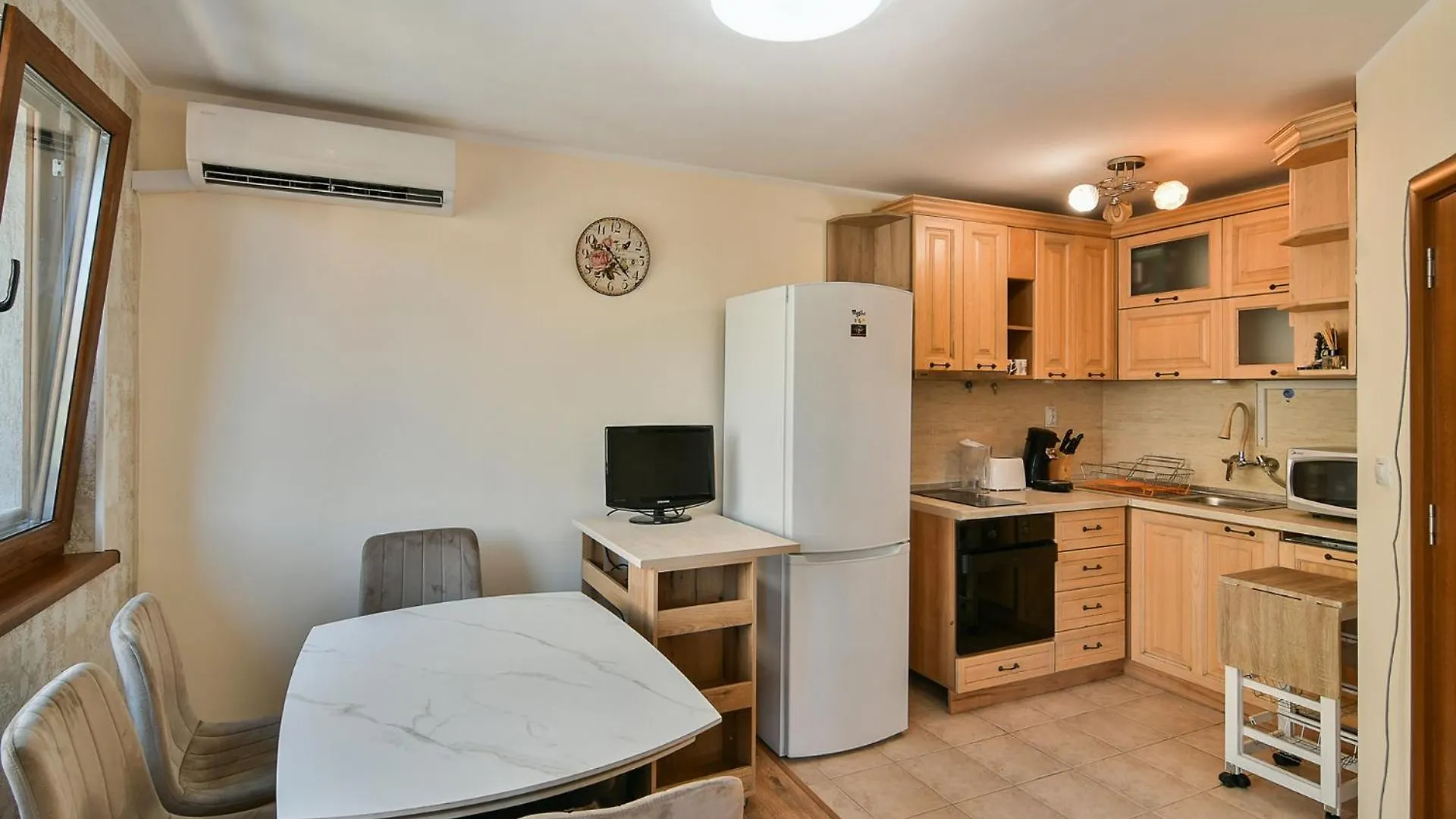 Apartment Super Central 2 Bedroom With Ac Varna Bulgaria