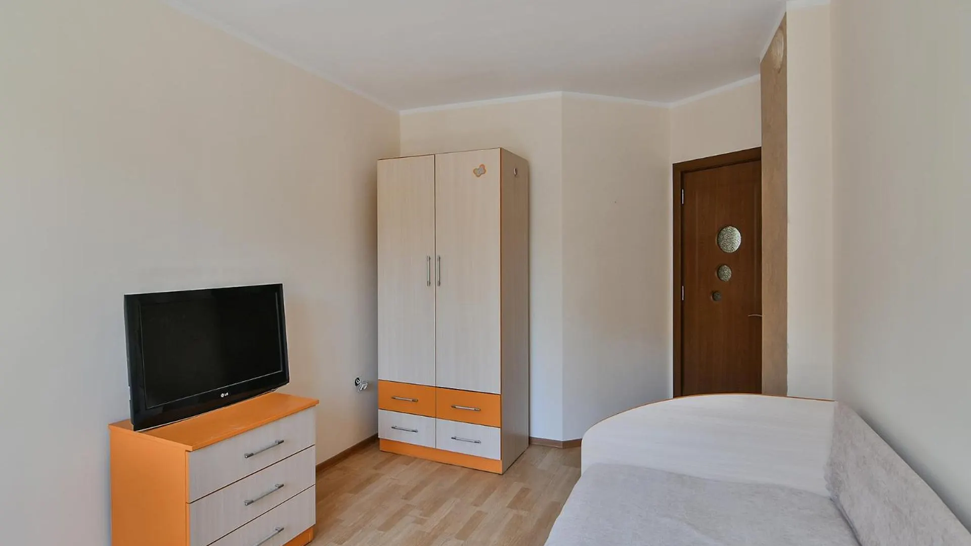 Apartment Super Central 2 Bedroom With Ac Varna