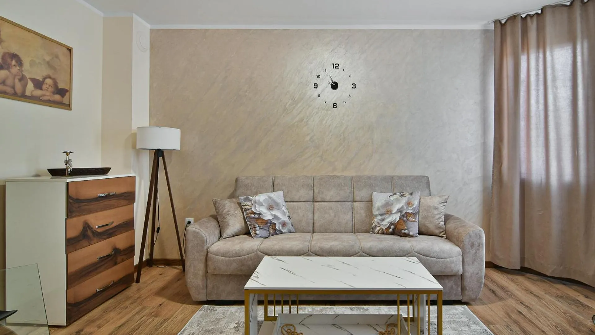 Super Central 2 Bedroom With Ac Varna