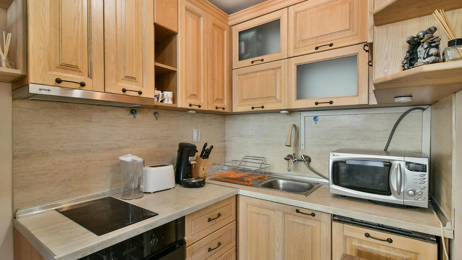 Super Central 2 Bedroom With Ac Varna Apartment